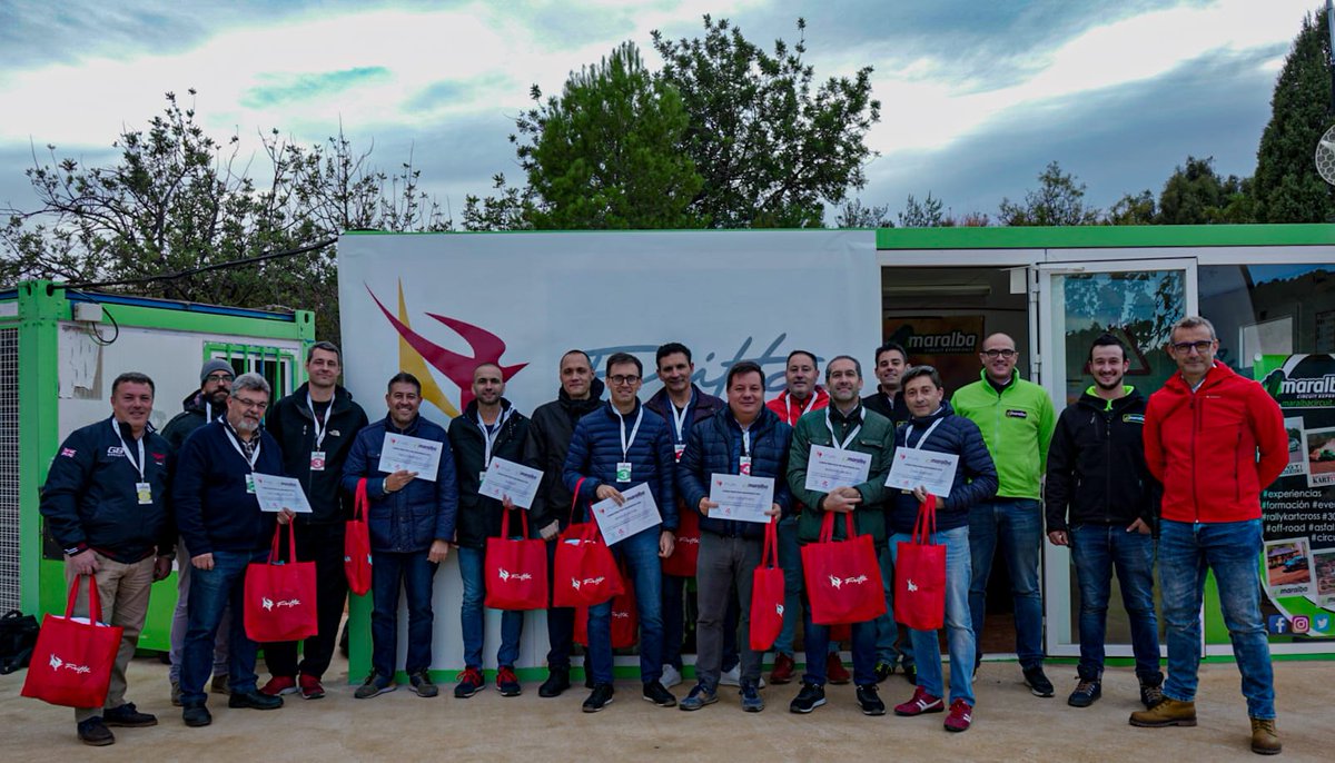 Fritta_slu's tweet photo. Curso Conducción Segura" de la mano de Maralba y Leonauto. Una importante colaboración y formación para el trabajo diario de nuestro equipo (Team Building Fritta).#maralbacircuitexperience #leonauto
 #frittadigital #fritta #concesionario #formacion #teambuilding @Maralba_Circuit https://t.co/T5htzw8Qcs
