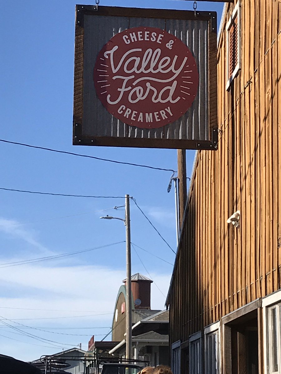 heatherosejones's tweet photo. Iβve lost track which stop on the #CheeseCrawl this is. Five? Six? https://t.co/FJ0FHCYSuy