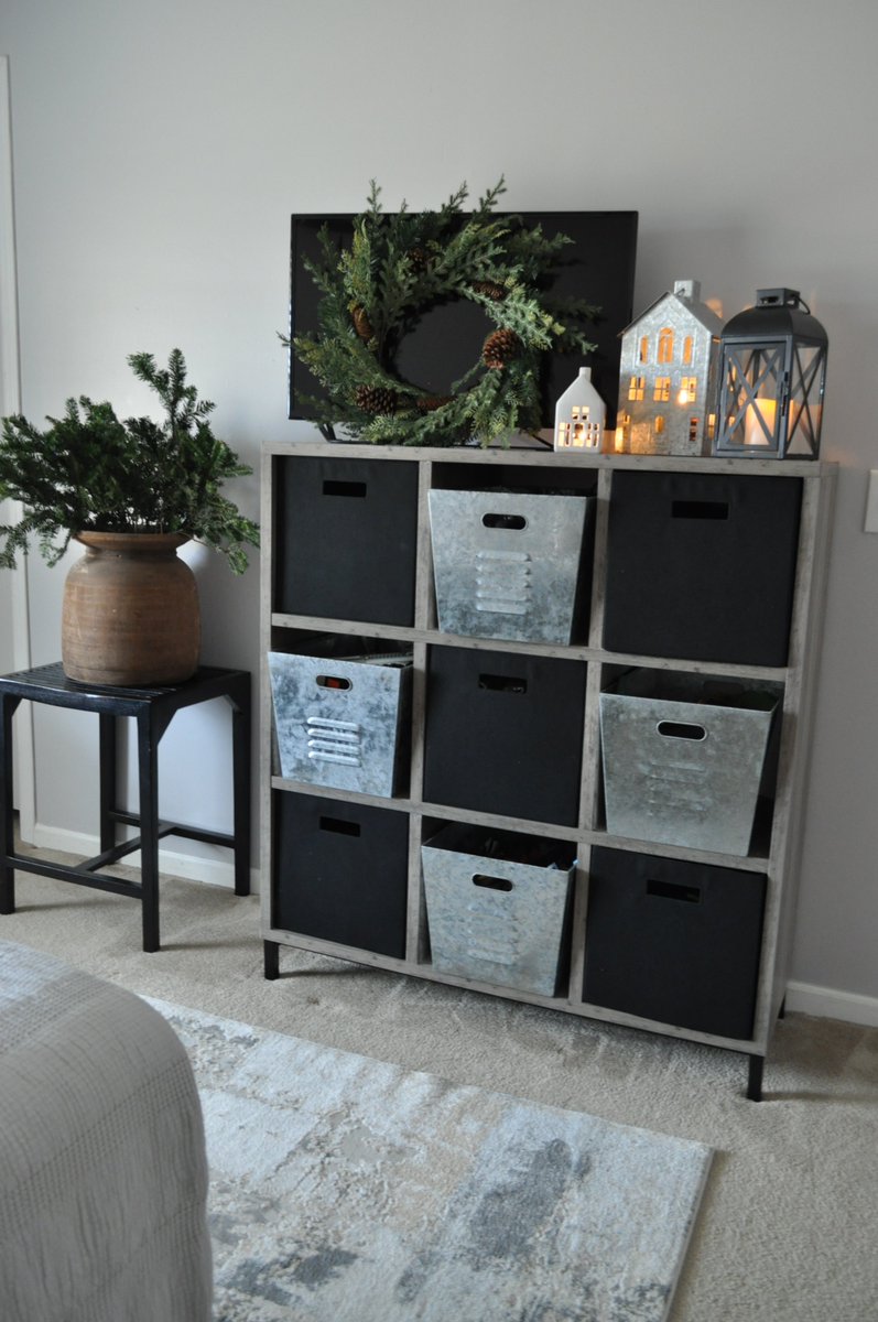 Come check out my latest blog post on how to Light Up Your Holiday with festive products from <a href="/BHGLiveBetter/">BHG at Walmart</a> <a href="/Walmart/">Walmart</a> #bhglivebetter #ad #walmart
beckysfarmhouse.com/2019/11/how-to…