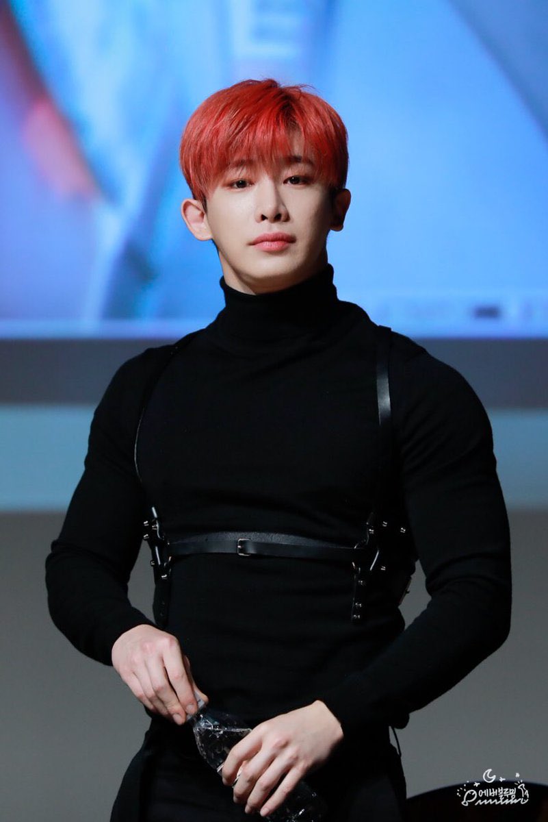 actually wonho kept serving during dramarama era like the purple hair the r...