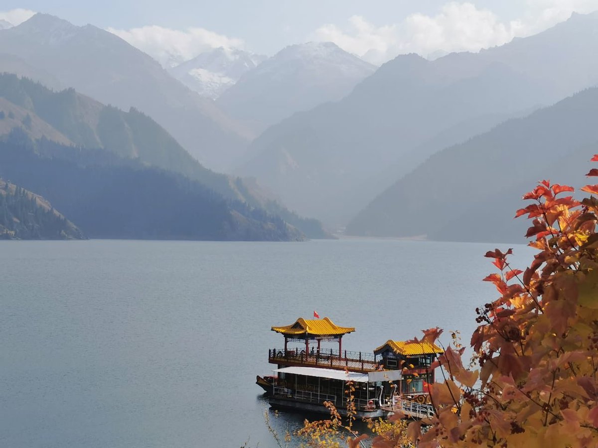 [Time for another break....] *off to look for the Uighur dumplings we took on this hike around ‘Heavenly Lake’ outside Urumqi.  #iphc23