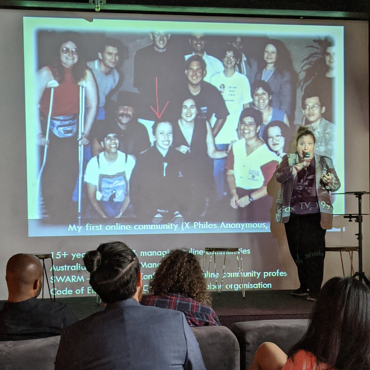 Here's  @venessapaech with an extremely good photo of her in her first online community: X-Philes Anonymous (where she met her husband!) Venessa is now a community management expert, and has seen the conversation change to being dominated by algorithms  #autocult