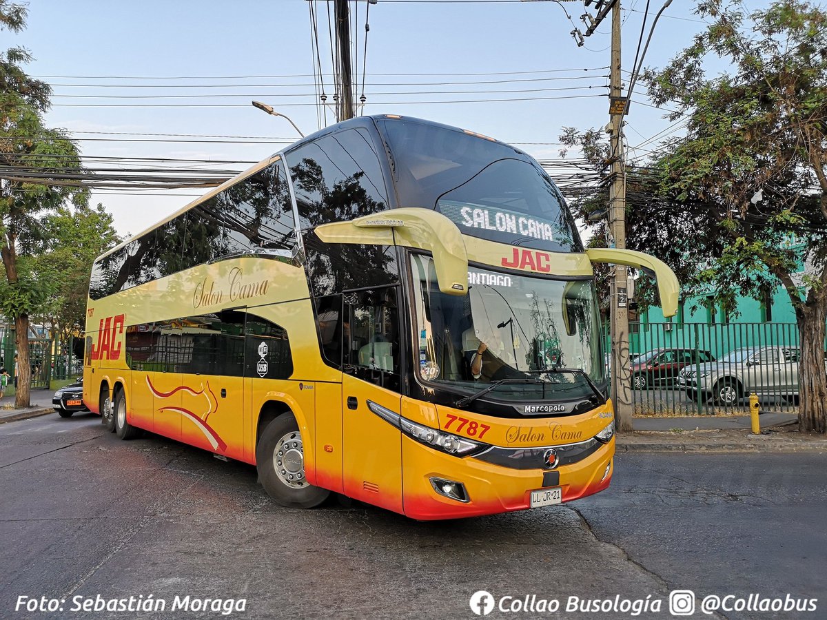 detodonada's tweet photo. Pasatiempo favorito 📸🚍
#BusFans #BusChile #Busologia #Busologos #BusWorld #Marcopolo #Modasa #Scania #Volvo https://t.co/pBPN07AFmt
