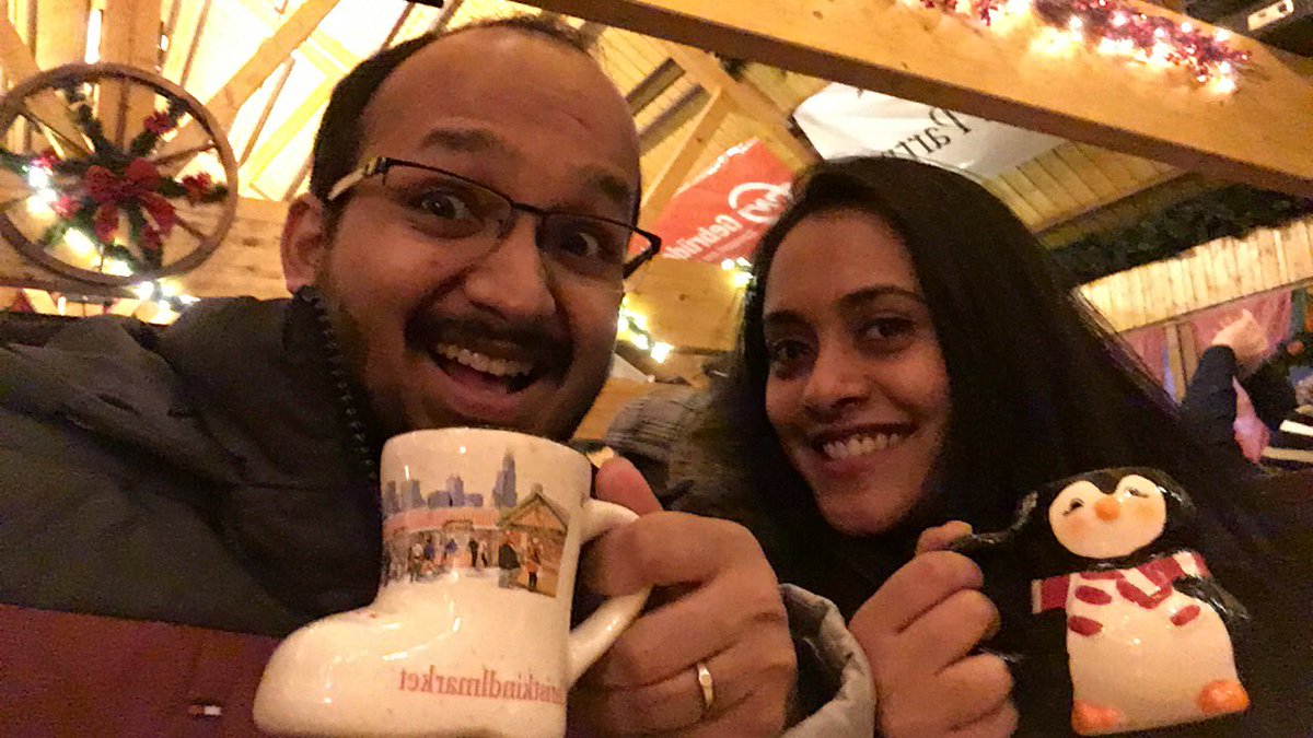 hari_ramki's tweet photo. #ChristKindlMarket #Chicago https://t.co/yOqKsA8pjV