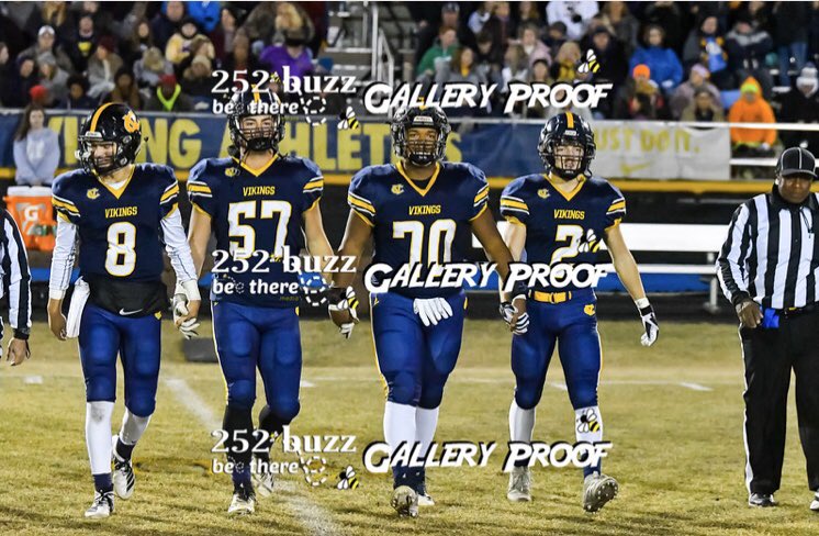 JakeLocklear9's tweet photo. I played my last ever game of Highschool football on Friday. Thank you to all the boys and coaches for a truly memorable season. Wouldn’t trade these 4 years for anything. https://t.co/FQ1SRHBr8q