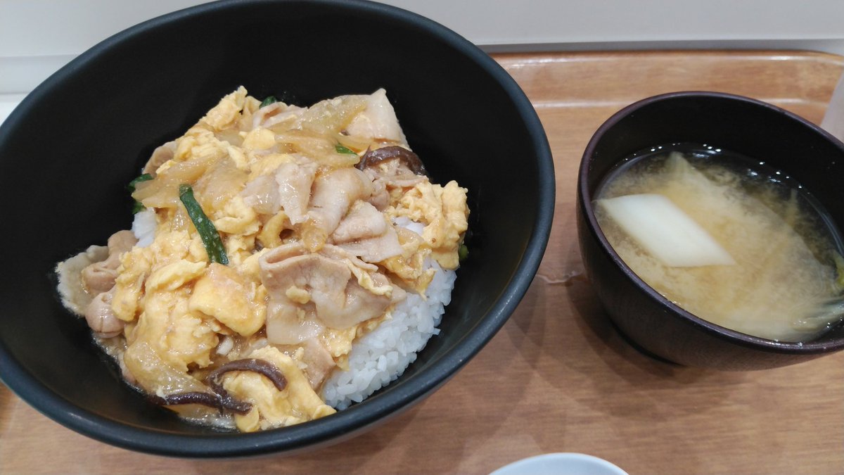 学食研究会 Twitterissa 今日の100円朝食はこちら 場所 ソラティオキッチン プレート 帝京大学 学食 100円朝食