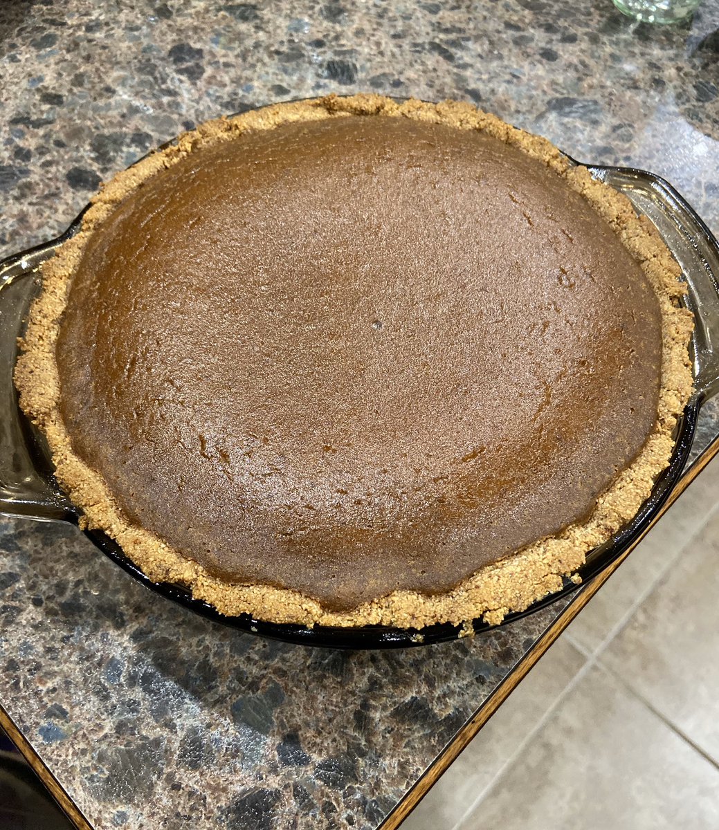TERock37's tweet image. My first @AnnaVocino pumpkin pie of the season! Love this recipe! #NSNG