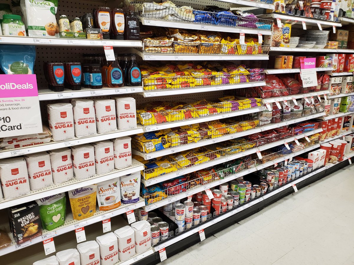 Don't forget the dessert!! #sweettreats #HoliDeals #target <a href="/Tim_Heit/">Timothy</a> @ContrucciJoe <a href="/RicaDevas/">Erica DeVasier</a>