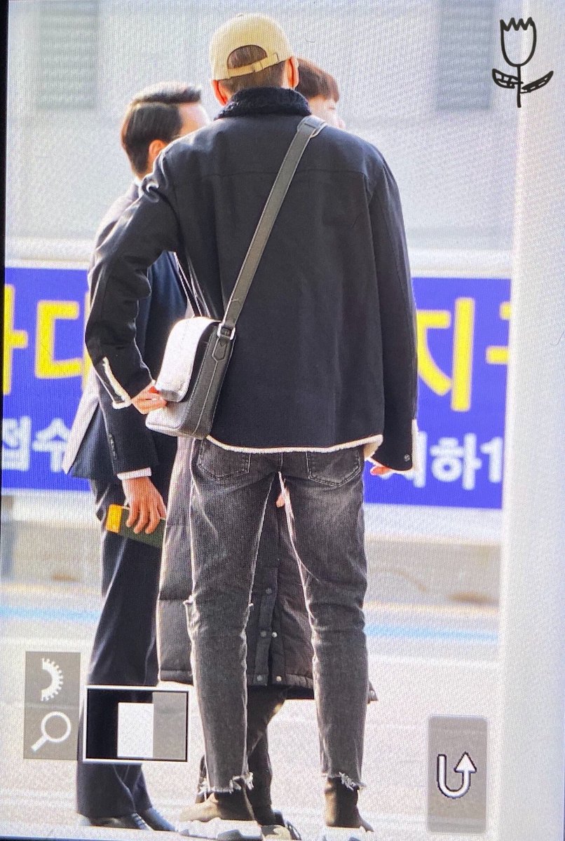 그해 봄, 꽃이 피었다 🦋 tweet media