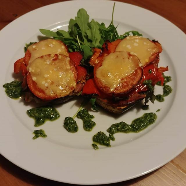 canteringchef's tweet photo. Eggplant Parmesan
#slowfood #mediterraneandiet #lchf #eggplantparmesan #aubergine #parmesan #ciachef https://t.co/xjHUKOArwZ https://t.co/YZl80uu2Gv
