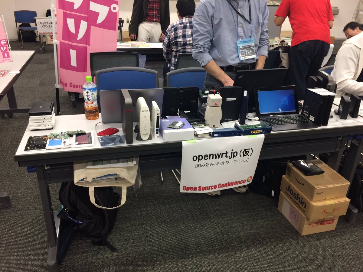 SRCHACK's tweet photo. 次は2月かな。
次は大量に持ち込む予定です。
今回は質素に行きすぎたと感じてます。
ので、自重して次回は全力出します。
OSC 2019 Tokyo/Fall #osc19tk https://t.co/s6lVTGnxQf
