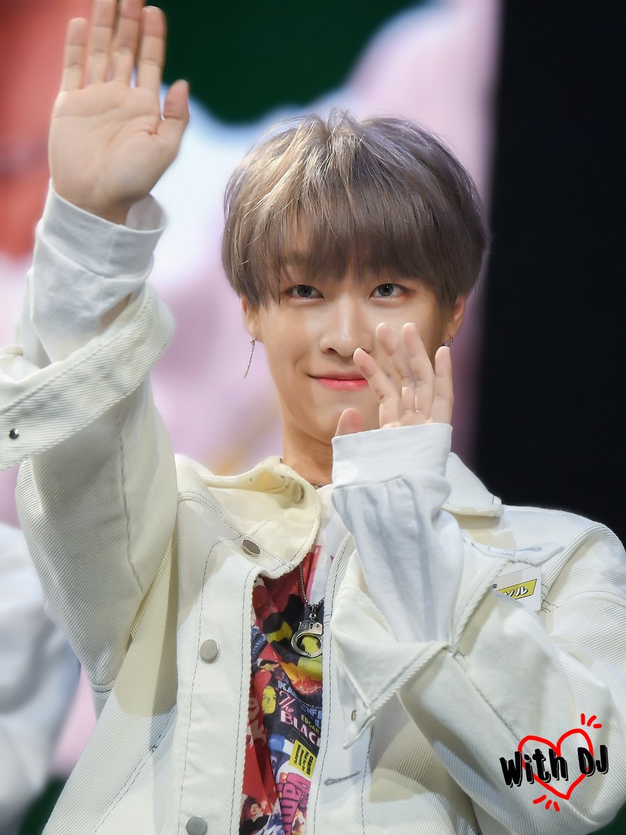 cm_withdj's tweet photo. 191123 Gegg showcase 
 #gegg #ジェグ #박윤솔 #ユンソル #というわけや
@Gegg_yna https://t.co/dREu4VUIhG