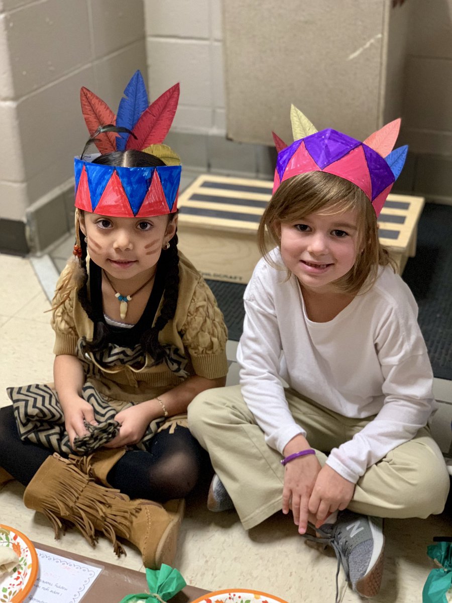 KellyGilstrap01's tweet photo. Our Kindergarten Family has a lot to be thankful for! I’m especially thankful to have the opportunity to teach these sweet friends! @CherokeeSchools @MRESCougars @CcsdCares #countingourblessings #CCSDfam https://t.co/BfQKW24boB