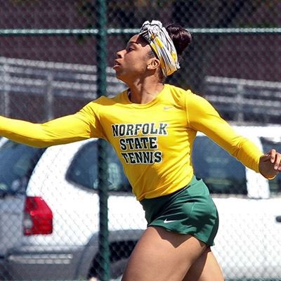 iamqueentylee 🦋💞 tweet media