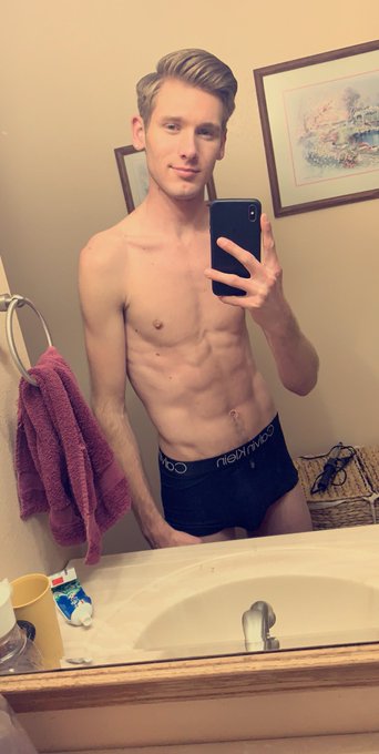 Do I even use Twitter anymore ??♀? https://t.co/ax3QbCjKKZ