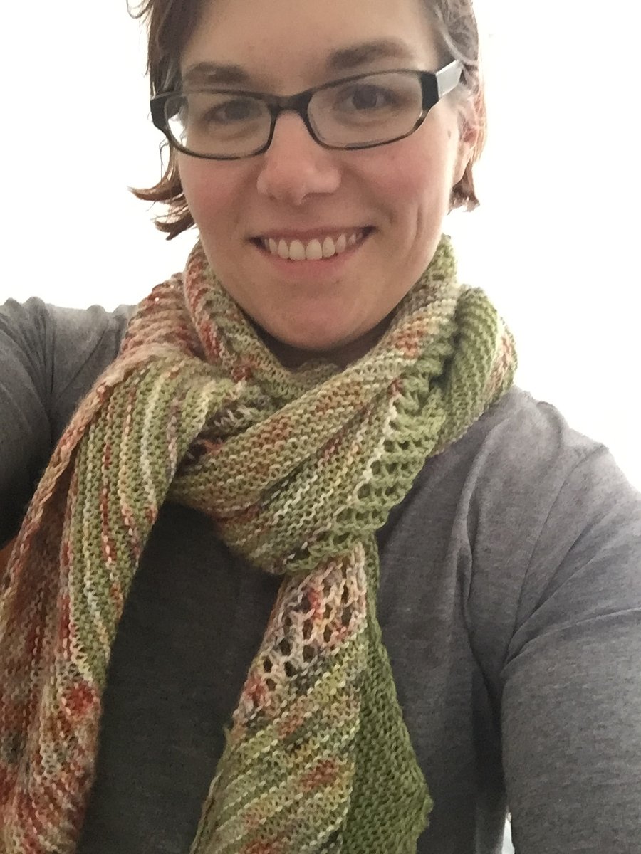 JessBibliophile's tweet photo. A new finished object! https://t.co/C9Egs3Do5e https://t.co/xwXLVTD8tJ