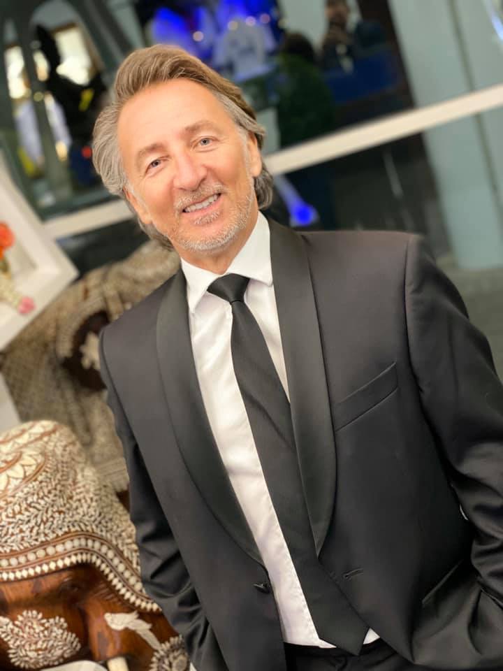 If you've ever wondered who designed our genius <a href="/CherieConcannon/">Concannon Connection | Leicestershire's Network</a> logo, well, look no further. 

If you need your website upgraded, some stylish branding, new logo or just some design advice, <a href="/cd_david/">Creative Direction</a> is for you.  You can find David online @ pst.cr/r1zTk