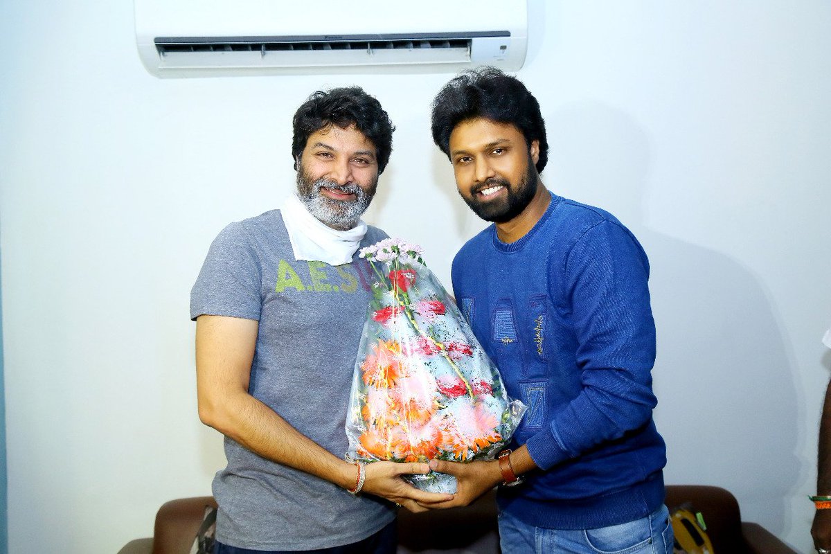 NtvTeluguEnt's tweet photo. Maatala Mantrikudu #Trivikram launched the soulful #MisMatchFirstSingle!!
@USUdayShankar @aishu_dil @AdhirohCS @Dir_nirmalkumar #MisMatch #MisMatchOnDec6th #GSriramRaju #KBharatRam
@GiftonElias @venupro https://t.co/HdeuEC5h2N