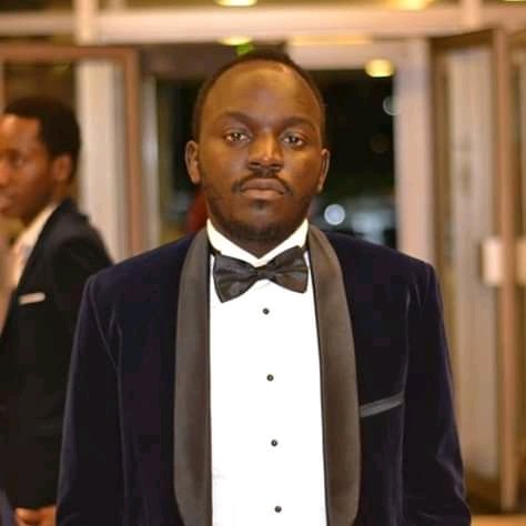 story_mic's tweet photo. Ladies and gentlemen,our host this Wednesday @jskitenda Bring all those tales under the theme of 'Breaking The Rules'..See you Wednesday https://t.co/ukzRgzoQmV