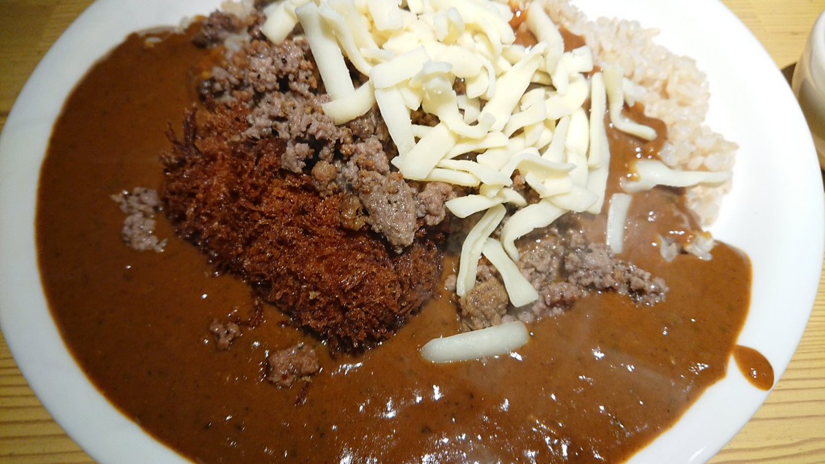 mayoPokedon's tweet photo. Tシャツの件、覚えていて下さいました。ごちそうさまでした。
#トリコカレー https://t.co/gLrJHZ3Gdc
