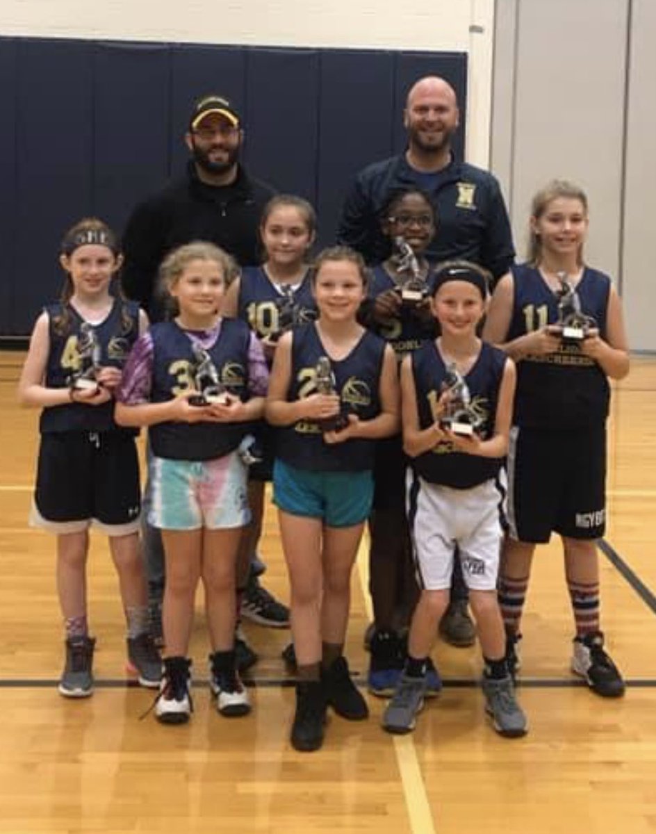 NorwinGYBA's tweet photo. Congratulations to Norwin Girls Youth Basketball Association 3rd/4th grade Champions Team DeMarines🥇 Also congrats to Team DeFazio on 2nd place. 🏀🤩 #ourfutureisbright #NorwinPride https://t.co/fucowsDGgr