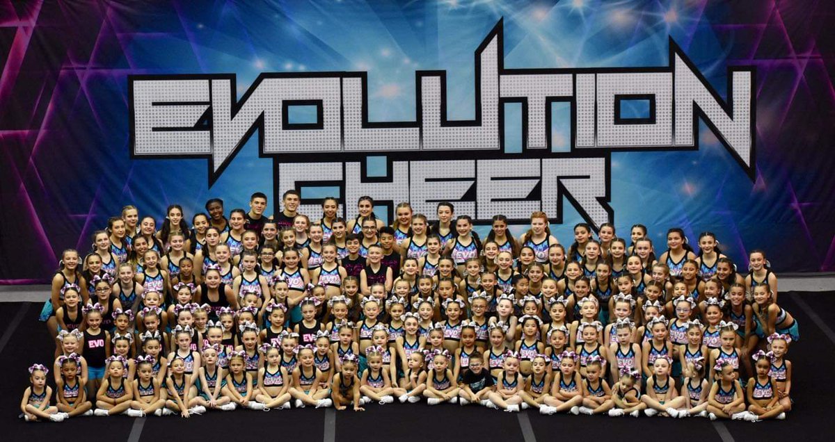 nj_peach's tweet photo. 2019 Evolution Cheer Showcase....cheer season is officially on!! #evolutioncheer #evo5trong #tealfamily #cheerlife #cheermom https://t.co/4KLQfGacSS
