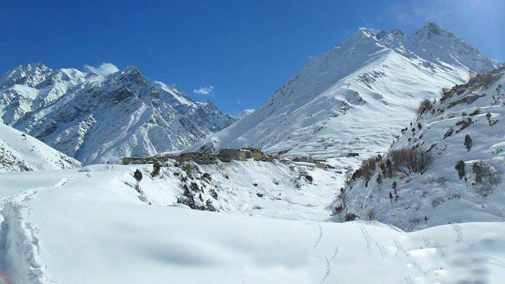 RaachoTrekkers's tweet photo. Snowscape of Charang, Kinnaur 
https://t.co/QZeU6uAZgD
 #himalayas #hippieinhills #Kinnaur #himachalpictures #hippieinhills #himgeo #winterwonderland #charang https://t.co/qOpqOpYnnJ