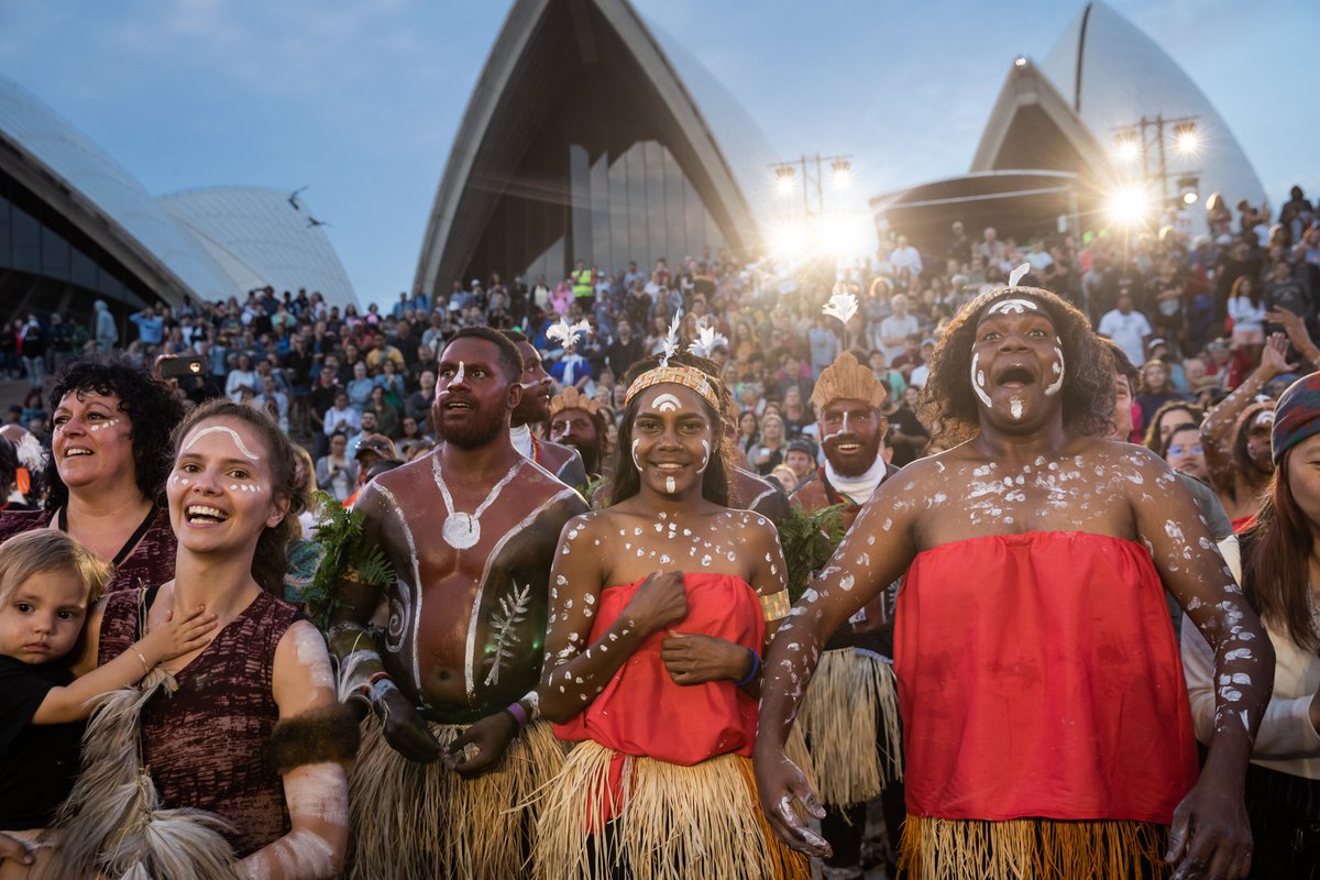 SydOperaHouse's tweet photo. A huge thank you to everyone who joined us for #dancerites over the weekend. Congratulations to all the groups who travelled to perform in what was an amazing display and testament to the strength of First Nations cultures.
Photos by @boudist https://t.co/7KSdjfpKyy