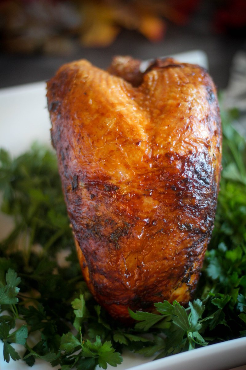addicted2recipe's tweet photo. If you’re a last minute person like me, I have the perfect Air Fryer Turkey Breast recipe for you. https://t.co/UuAdo5FwsA #ThanksgivingRecipes https://t.co/ouosXkXuQ0