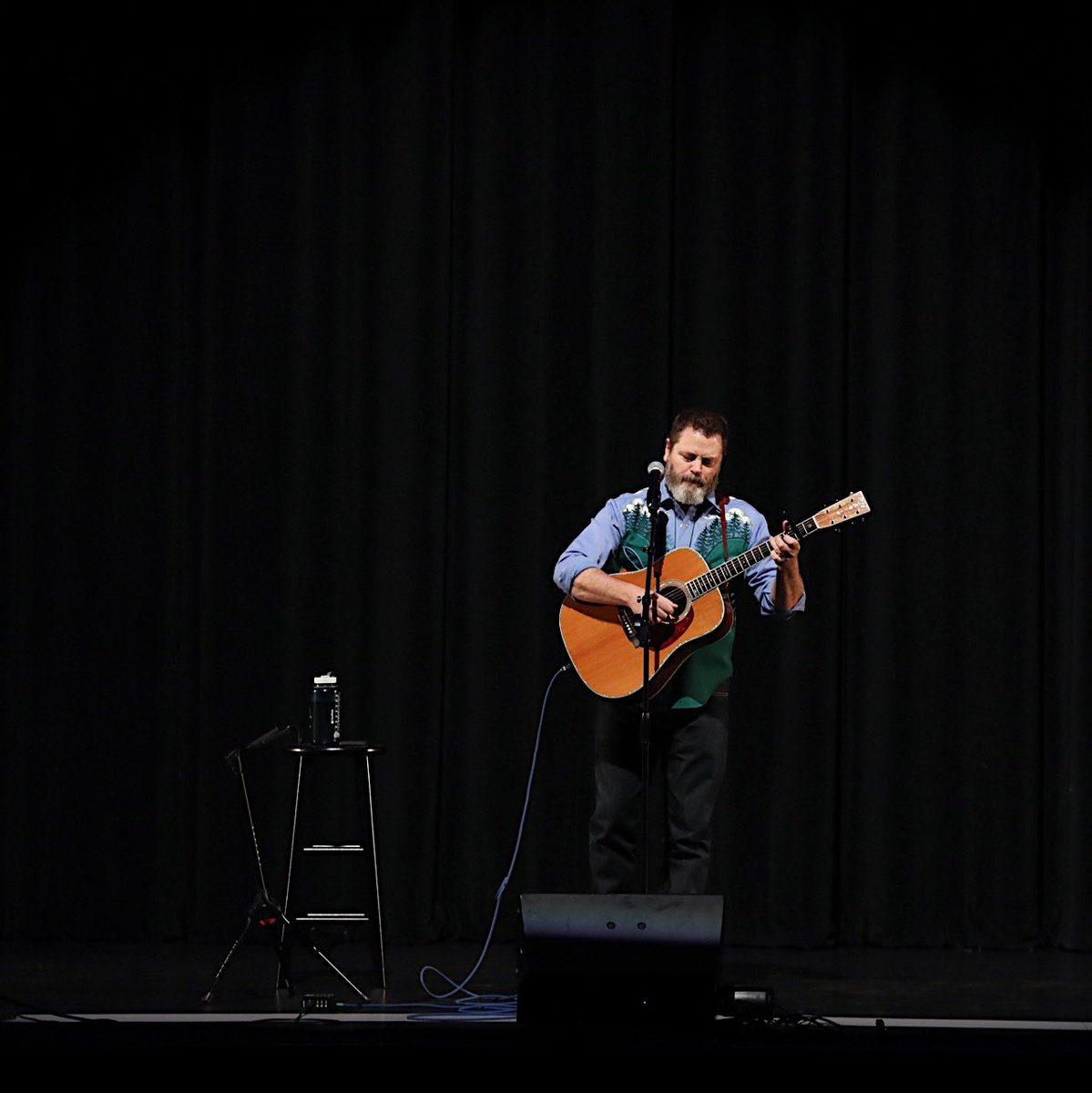 kodak_center's tweet photo. Mr. @Nick_Offerman was here tonight for 2 hilarious shows, and we are forever grateful. π·: @tomasflint #allrise #kodakcenter #nickofferman #roc #rocevents #visitroc #thingstodoroc https://t.co/QzqvUnE4BQ
