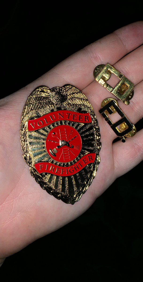 Evanator03's tweet photo. Well, after a good few months worth of hazmat and essentials class for firefighting, I’ve finally made a step up, got issued a black helmet, and assigned to inspection crew. I’ve been busy for the greater bit of the second half of 2019, but it all pays off. https://t.co/G7qKDf56Rg
