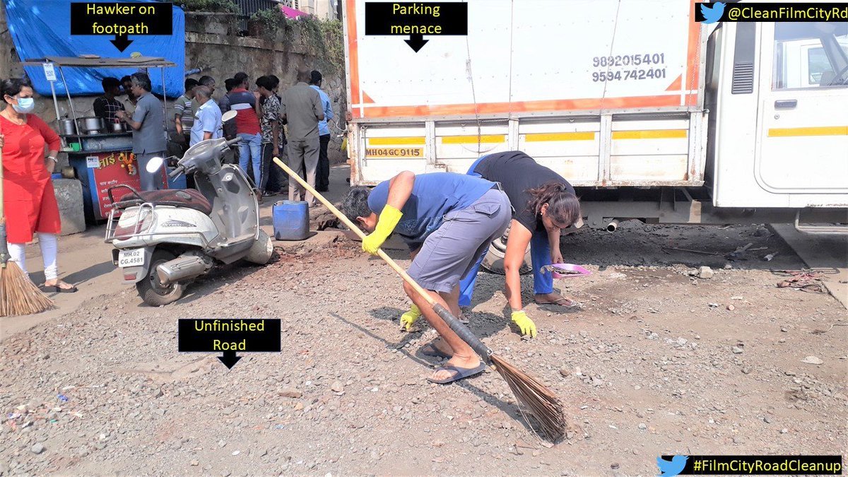 CleanFilmcityRd's tweet photo. @runa_ashish @mybmcWardPS @mybmc @Dev_Fadnavis @narendramodi @Salilacharya @Archanaapania @RJKaran911 Exactly ! missing footpaths / unfinished roads + Hawkers occupying full space on the narrow footpaths + parking menace of commercial carrier vehicles on the entire Film City Road, Goregaon(E) https://t.co/TAsOcPuRpV