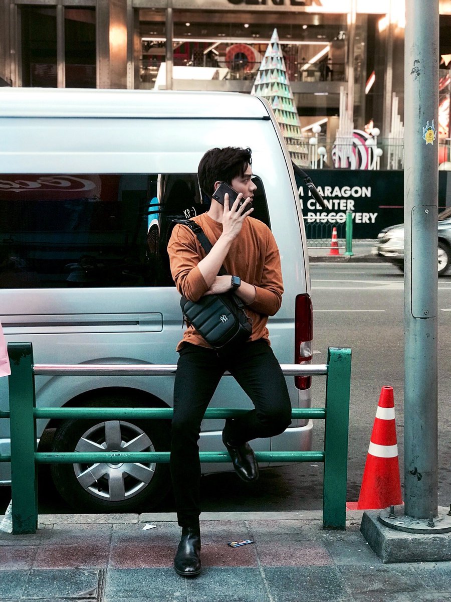 hanjeje097's tweet image. 彷彿已經沒有人在乎大衛在直播中妝髮怎樣，全部都在轉等車照XDDDDDD

#TaeDarvid 
#เต้ติสชีวิตโลเทค
#superboyprojectweek10