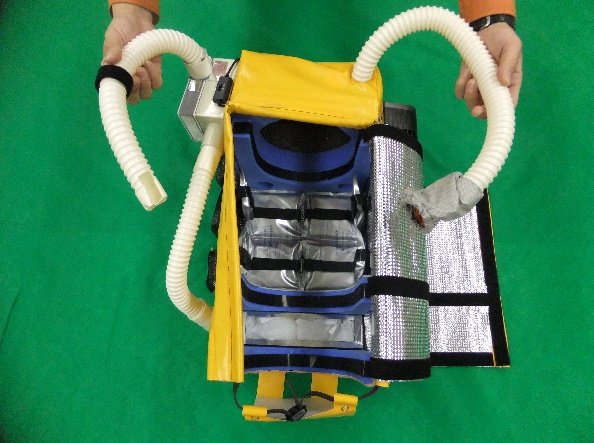 Uzivatel 東近江行政組合消防本部 公式 Na Twitteru 消防防災科学技術賞 消防庁長官表彰を受賞 総務省消防庁主催の 消防防災科学技術賞において 当消防本部から出品しました 陽圧式化学防護服内における環境改善機器の考案 が 消防防災機器等の改良 開発の部