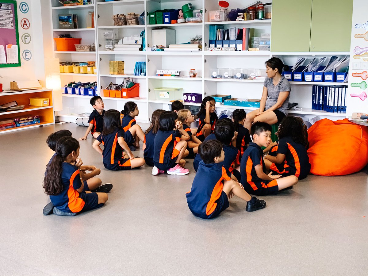 kate_bennett3's tweet photo. Creating space for D r a m a ✨Thank you so much @edjlau for coming to #grade2 !! What a great drama workshop 😍 @GEMS_Singapore #eypygems https://t.co/fjiu50Hrvo
