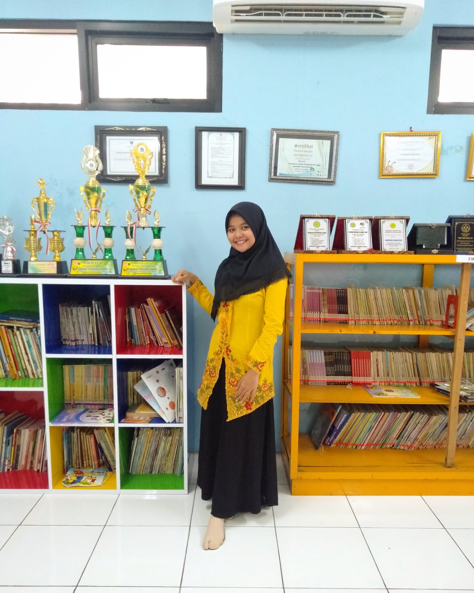 Selamat Hari Guru Nasional untuk seluruh guru dan calon guru Indonesia 👩‍🏫 #MajuTerusPendidikanIndonesia