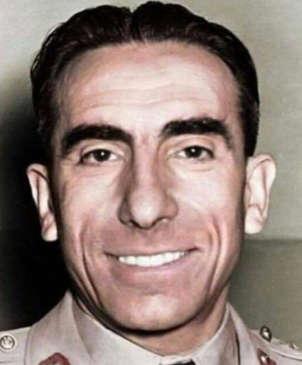 Başbuğumuz #AlparslanTürkeş 
 Türkün son #Başbuğu 
 Ölürse Ten Ölür Başbuğlar Ölmez🇹🇷
#BaşbuğTürkeş 
#25Kasım1917