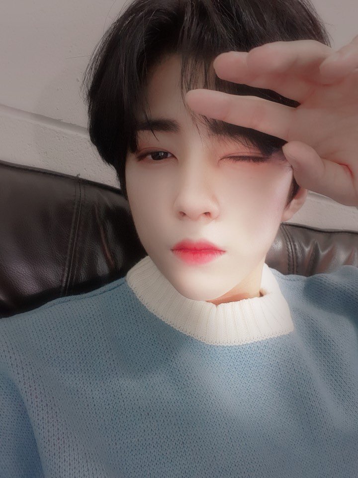 WeInTheZone_twt's tweet image. [#시현] 어제가 너무 좋았어서 오늘 월요일은 정말 나한테 너무해 ㅠ.ㅠ
 
#WE_INTHE_ZONE #위인더존 
#SHIHYUN