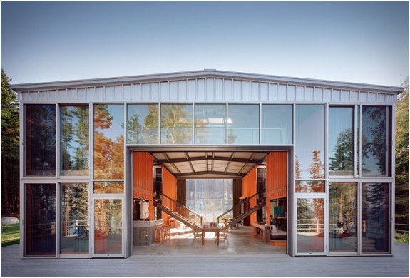 グランピングプロデュース Deluxs デュラクス Ar Twitter ノウハウ紹介 コンテナハウス 近年イベントでよく見かけるコンテナハウスですが 海外では店舗 レストラン 居住空間としても利用されています その事例と規制について紹介致します 詳しくはコチラ