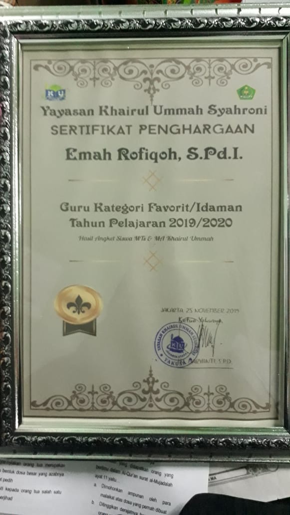 Pondok Pesantren masih terus Istiqomah dalam menyebarkan Dakwah serta Pendidikan di Tanah Airku tercinta. Begitupun Guru-gurunya tiada henti terus mendidik santrinya2 agar menjadi santri yang berguna bagi Nusa dan Bangsa
#HariGuruNasional 
#GuruPahlawanku