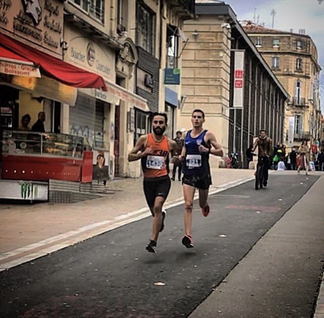 JuSports30's tweet photo. Et on commence la journée par le nîmois #AbdelhakBendaya qui remporte les 20 kms de Montpellier. Le coureur du #Rtn30 s’impose en 1h06´56, 17,9 km/h, ex æquo avec le varois Dablainville. A noter la 2nde place de la tenante du titre #DelphinePyBilot de l’AC2A chez les féminines https://t.co/Rps0Br4zgs
