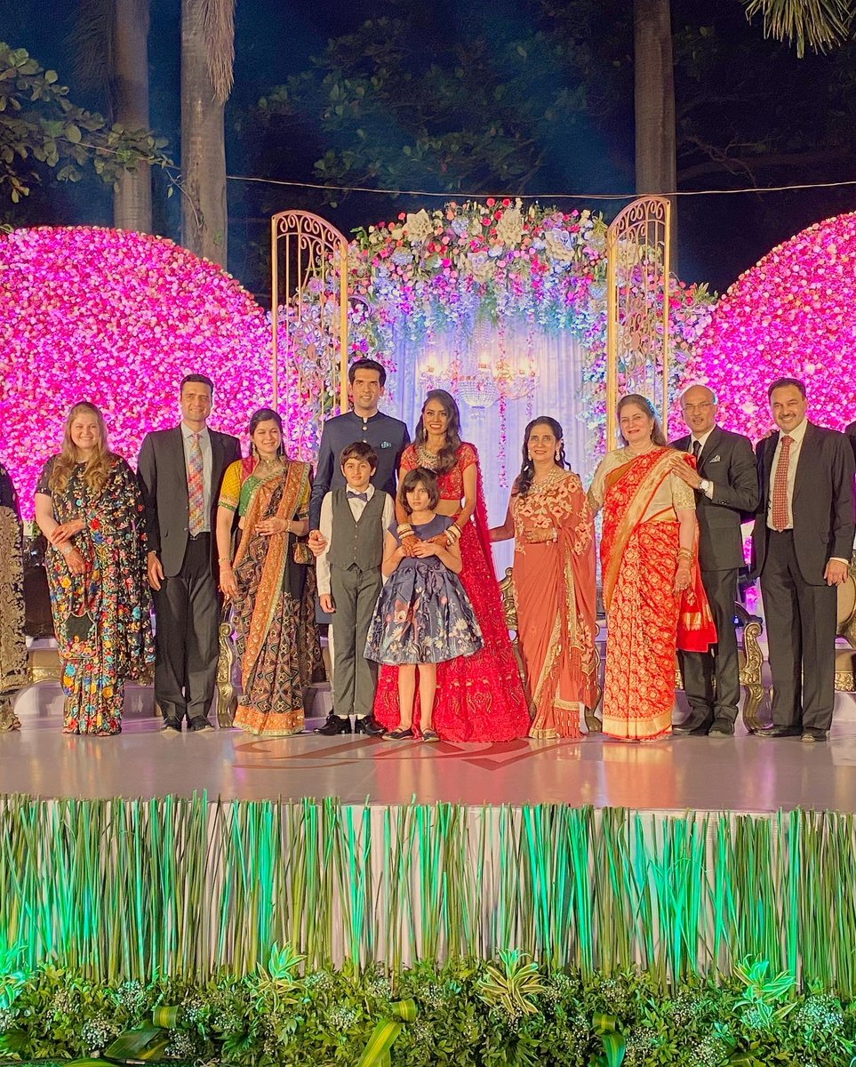 Family weddings are the best!!!! #FamilyTime #FamJam #TooMuchFun #NoSleep #JibberJabber #NonStopLaughter #ShaadiTime #WeddingBells #MarriageCelebration