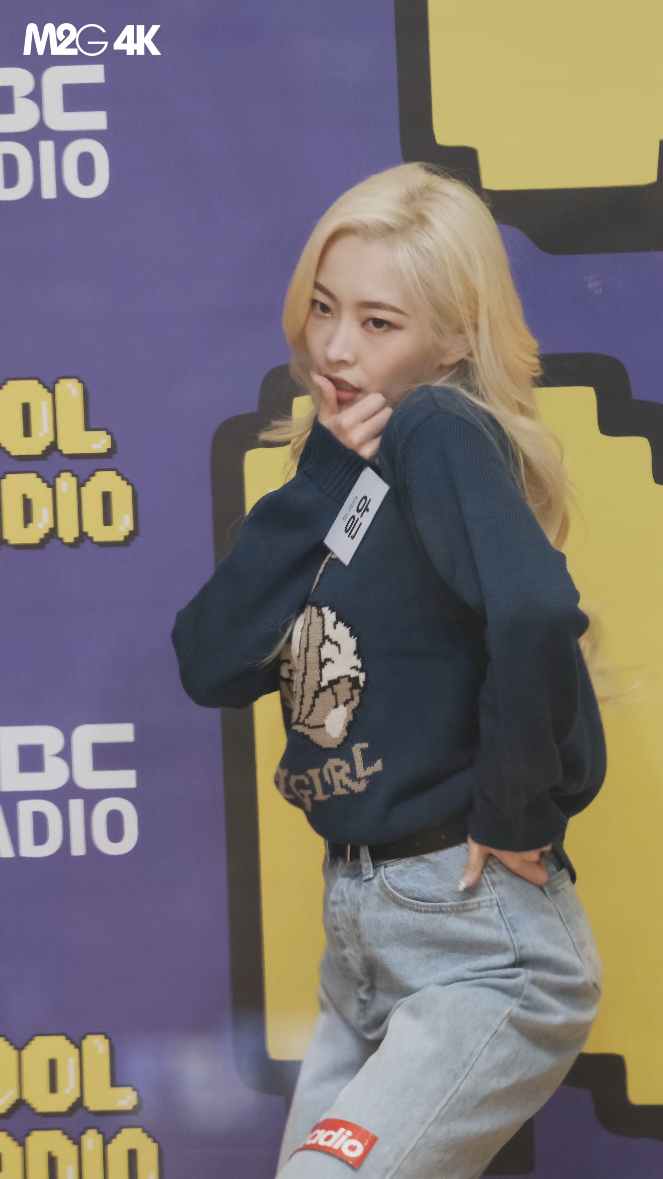 EKN-ft3U4AEE02l.jpg:orig