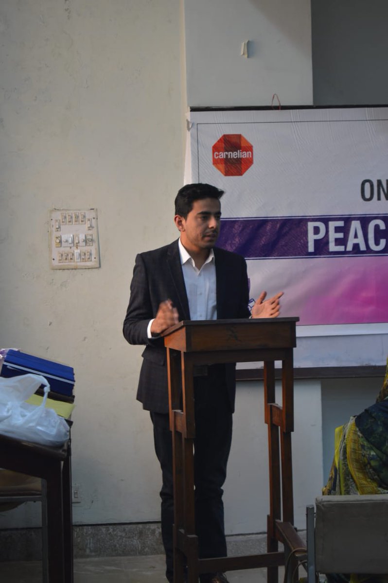 TFTolerance's tweet image. TFT Team from the University of Peshawar recently conducted a powerful awareness session themed on Peace, Tolerance, and Justice at the University of Peshawar, Peshawar. 

#HumaraAzm
#Srengthening_Student_Bodies
#TogetherForTolerance
#TeamPeshawar