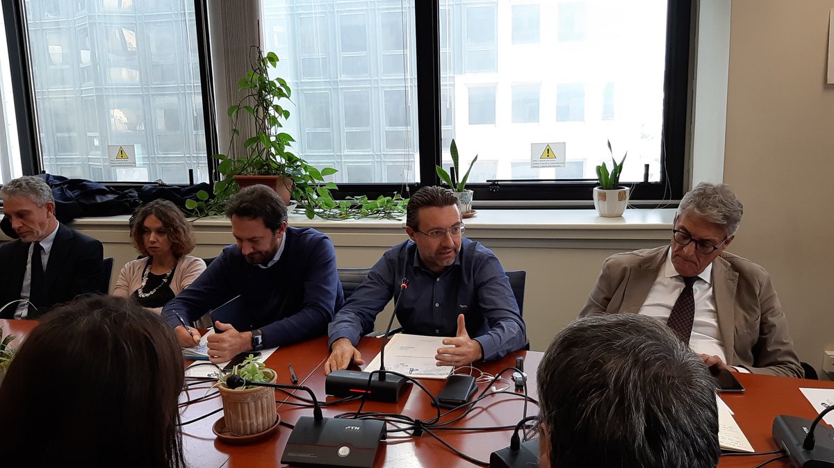 GianluDaniele's tweet photo. Oggi in comm. #lavoro con Almaviva, Comdata, sindacati, l'ass. Marchiello e i lavoratori in presidio sotto il Consiglio per protestare contro i 170 licenziamenti nati dal passaggio della commessa Inps da Almaviva a Comdata. Il 27/11 se ne discuterà anche in Consiglio Regionale. https://t.co/rmeoVoSfyG