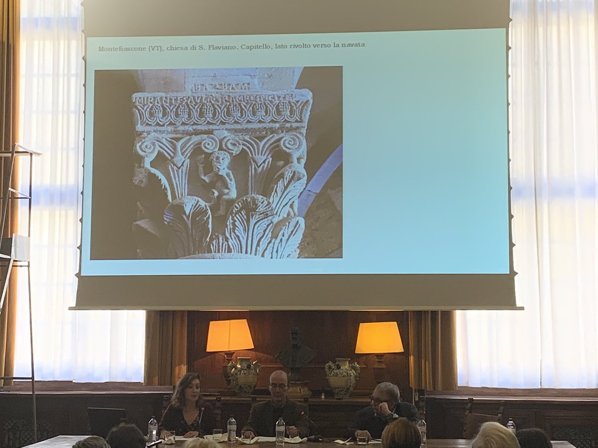 IsimeRoma's tweet photo. Pallottini - Nella chiesa di San Flaviano a Montefiascone il racconto a fumetti non descrive solo le immagini ma conferisce al personaggio una maggiore plasticità.
#fumettonelMedioevo
#ISIME https://t.co/kpekasWTAX