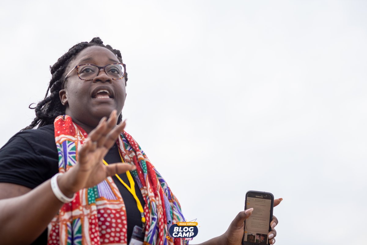 Blog228's tweet image. Le premier atelier du #BlogCamp228 animé par @ChouchouMpacko s'est tenu au lieu touristique dit "Christ de Défalé", après 4km de randonnée pédestre.

#Team228 #tginfo 

cc @AmbUETogo @boad_official @togocel_tg @IFSIPRtg