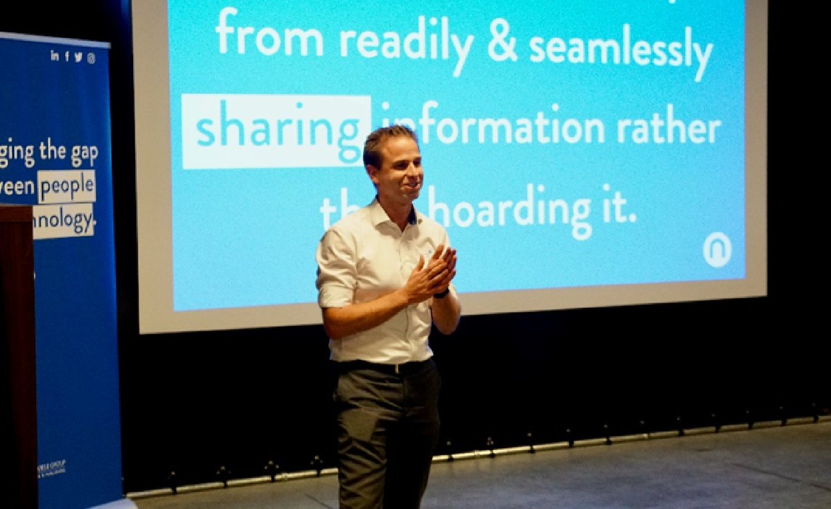 teamnovado's tweet photo. Onze goeie voornemens voor 2020? Het Novado team verder uitbouwen, nog meer kennis opbouwen rond datamanagement en het warm contact met onze klanten behouden. Je leest er alles over in de eerste blogpost van Bram👉 https://t.co/HYDEBsLykv https://t.co/4Y4oDTWHwx