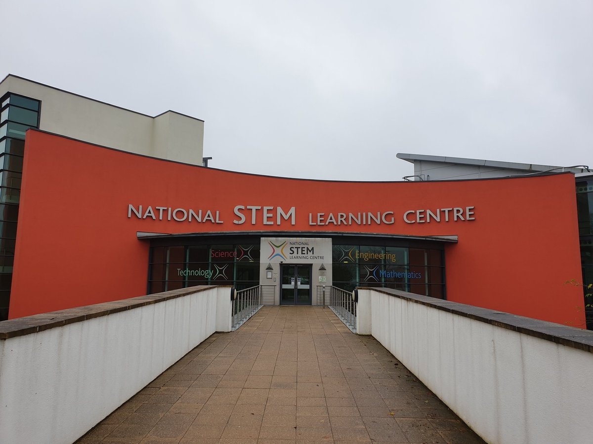 CrackingScience's tweet image. An absolute pleasure to visit @STEMLearningUK today and be inspired by the fantastic work you do with teachers, technicians and more. 

A great space - and some impressive cacti in your greenhouse! 🌵