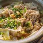 これからの季節におすすめ!インスタントラーメンのスープで作る、水を全く使わない鍋のレシピ!